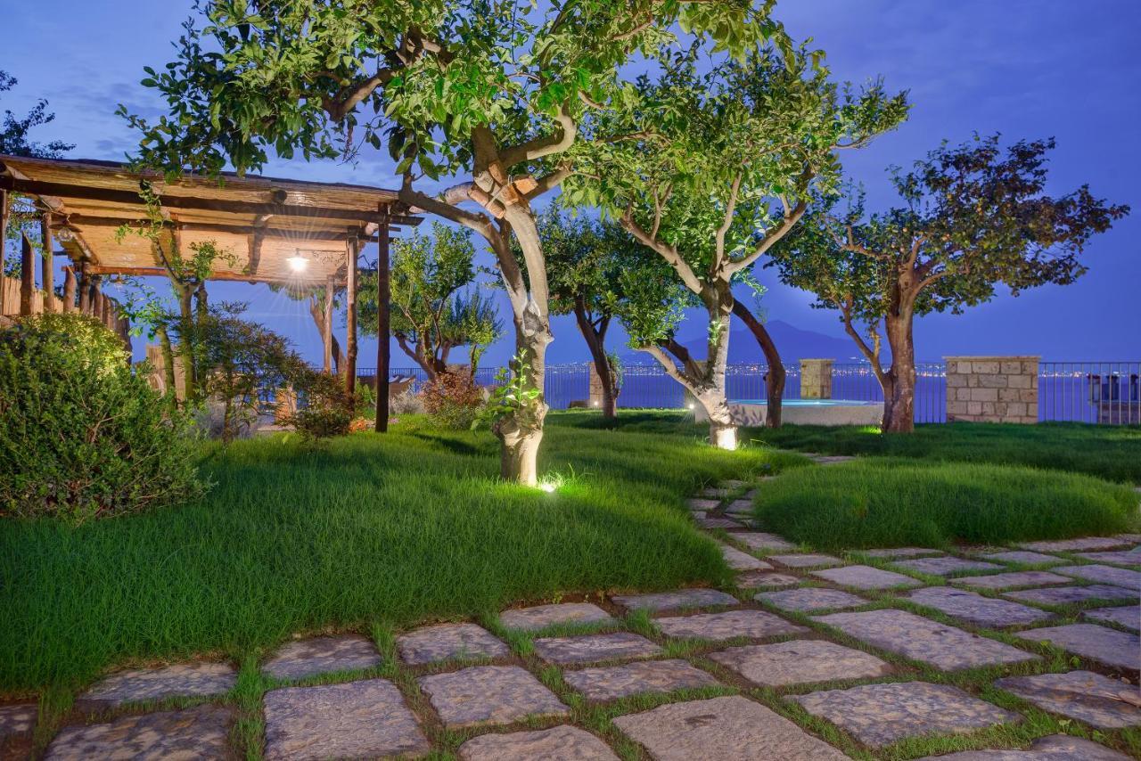 Amore Rentals - Villa Galidia Соренто Екстериор снимка